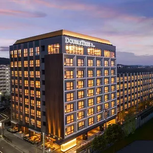Doubletree By Hilton Station Kioto